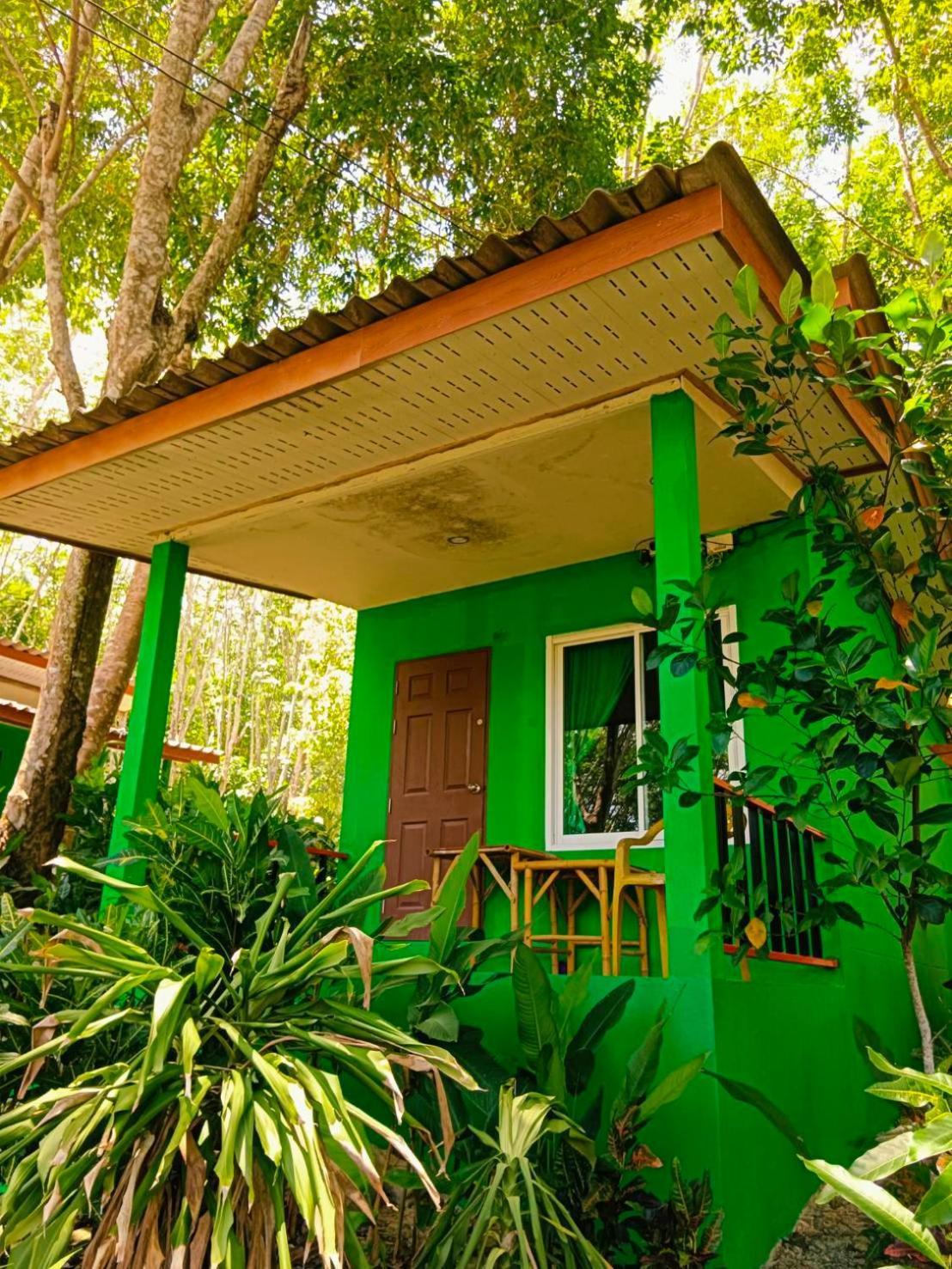 Lanta Maikeaw Bungalow Ko Lanta エクステリア 写真